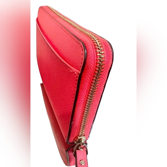 Kate Spade Wallet - Picture 6 of 7